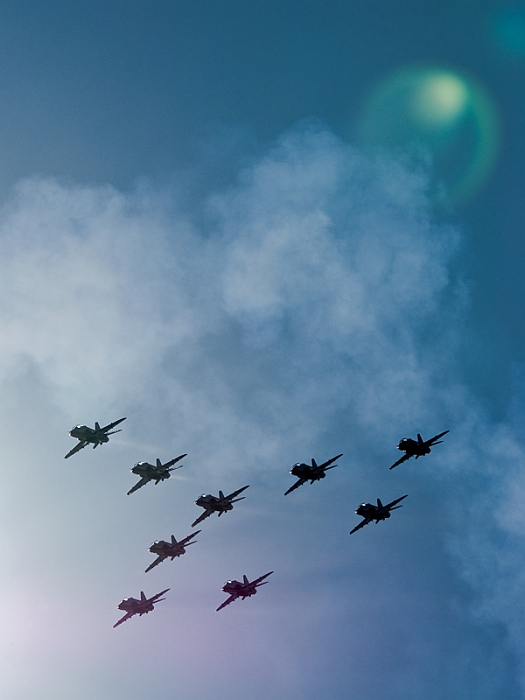 108_Radom_Air Show_Red Arrows na British Aerospace Hawk T1.jpg